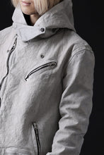 画像をギャラリービューアに読み込む, ISAMU KATAYAMA BACKLASH HOODED RIDERS JACKET / NATURAL DYED - GARMENT WASHED JP CALF (WHITE)