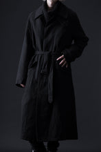 Load image into Gallery viewer, ISAMU KATAYAMA BACKLASH OVER COAT / GARMENT NATURAL DYED WOVEN + ELECTRIC HEATING LINER (SUMI)