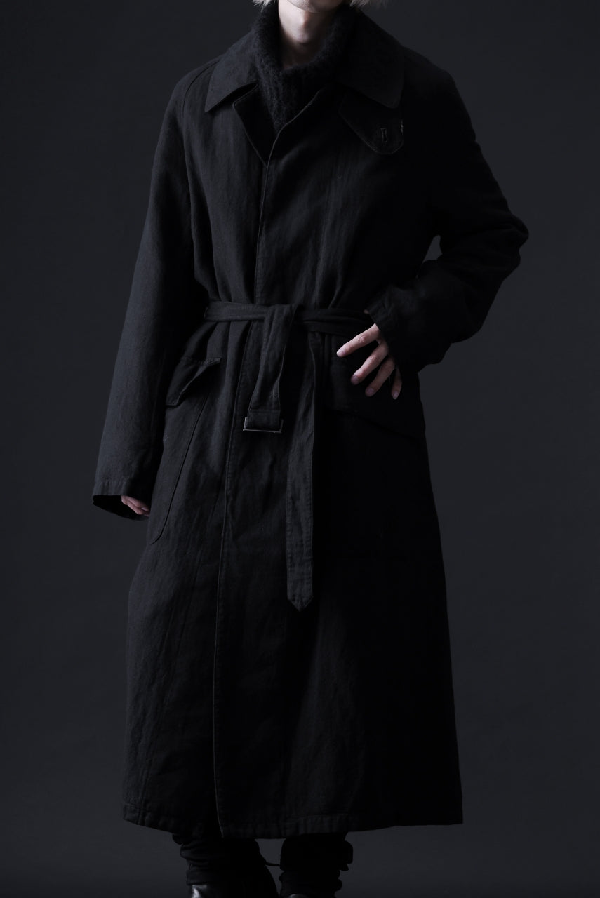 Load image into Gallery viewer, ISAMU KATAYAMA BACKLASH OVER COAT / GARMENT NATURAL DYED WOVEN + ELECTRIC HEATING LINER (SUMI)