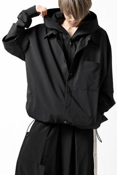 画像をギャラリービューアに読み込む, Y's....  HOODY LAYERED SHIRT ZIP BLOUSON / STRETCH TASSAH (BLACK)