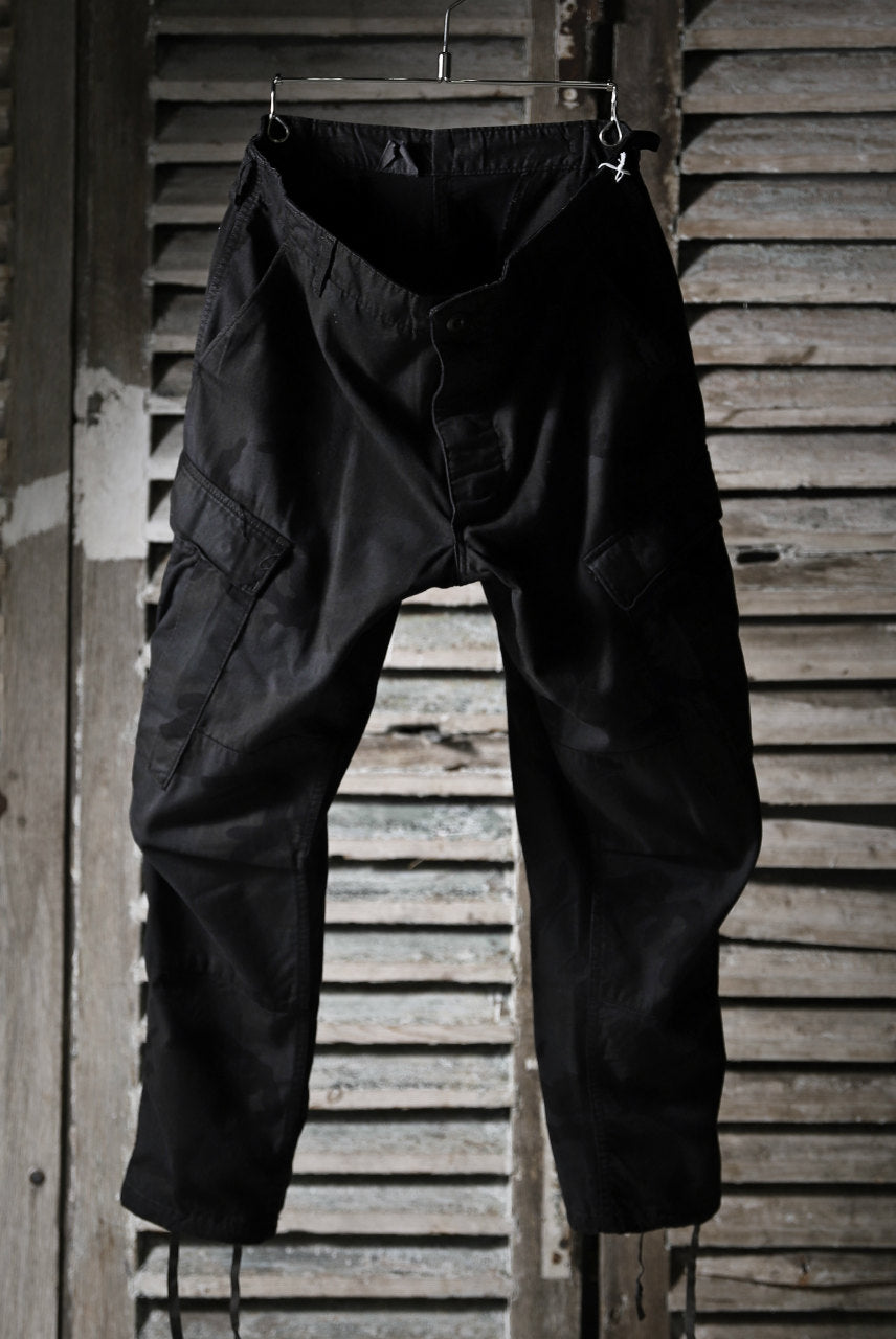 画像をギャラリービューアに読み込む, CHANGES VINTAGE REMAKE MILITARY CARGO TAPERED PANTS / WOODLAND CAMO (BLACK DYED #A)