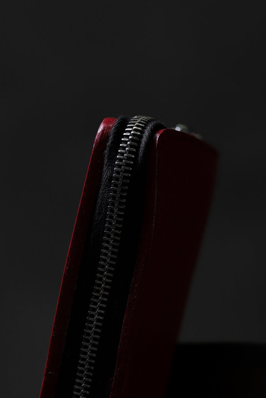 Load image into Gallery viewer, ISAMU KATAYAMA BACKLASH exclusive ROUND FASTNER WALLET / DOUBLE-SHOULDER OBJECT DYED (RED)