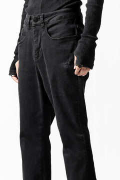 画像をギャラリービューアに読み込む, thomkrom OVER LOCK SLIM CROPPED PANTS / DAMAGE STRETCH DENIM (BLACK)