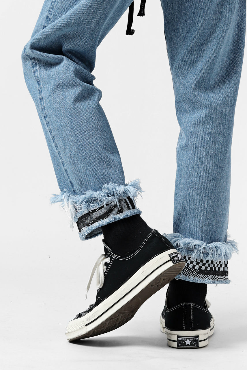 Load image into Gallery viewer, FACETASM CROPPED PRINT DENIM PANTS (INDIGO)