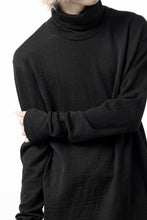 画像をギャラリービューアに読み込む, KLASICA SMOKE SMOOTH TURTLE NECK PULL / JACQUARD KNIT JERSEY (BLACK)