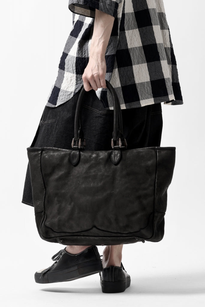 Load image into Gallery viewer, ISAMU KATAYAMA BACKLASH ZIP TOTE BAG / OBJECT DYED ROUGH STEER (BLACK)