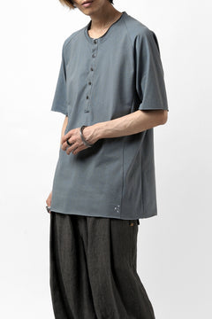 Load image into Gallery viewer, ierib raw edge Tee type-H  / light jersey (BLUE GREY)