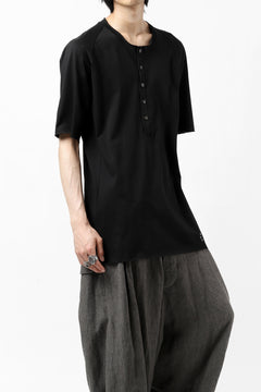 Load image into Gallery viewer, ierib raw edge Tee type-H  / light jersey (BLACK)