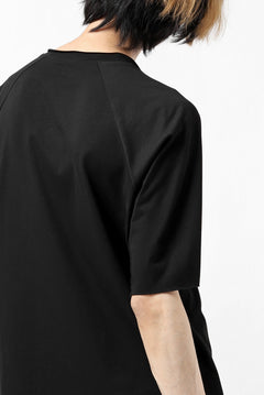 Load image into Gallery viewer, ierib raw edge Tee type-H  / light jersey (BLACK)