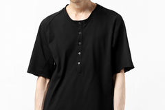 Load image into Gallery viewer, ierib raw edge Tee type-H  / light jersey (BLACK)