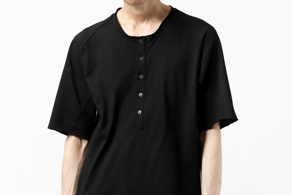 Load image into Gallery viewer, ierib raw edge Tee type-H  / light jersey (BLACK)
