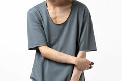 Load image into Gallery viewer, ierib exclusive raw edge Tee type-R  / light jersey (BLUE GREY)