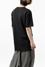 Load image into Gallery viewer, ierib exclusive raw edge Tee type-R  / light jersey (BLACK)