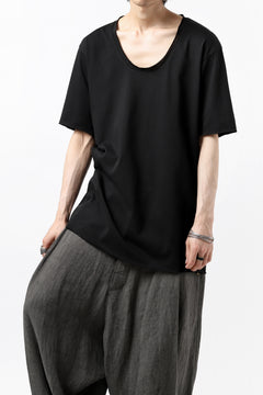 Load image into Gallery viewer, ierib exclusive raw edge Tee type-R  / light jersey (BLACK)