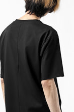 Load image into Gallery viewer, ierib exclusive raw edge Tee type-R  / light jersey (BLACK)