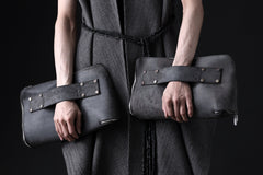 画像をギャラリービューアに読み込む, ierib onepiece clutch-bag / Shell Cordovan (MARBLE GREY #A)