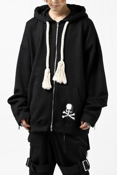 Load image into Gallery viewer, mastermind JAPAN HOODIE ZIP SWEAT JACKET / ROPE CODE (BLACK)