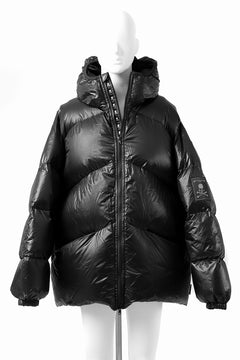 画像をギャラリービューアに読み込む, MASTERMIND WORLD x Rocky Mountain Featherbed NS PARKA DOWN JACKET (BLACK)