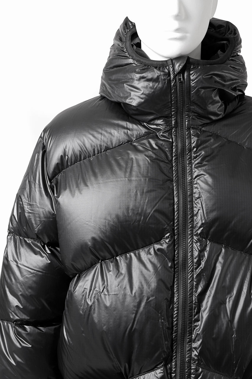 画像をギャラリービューアに読み込む, MASTERMIND WORLD x Rocky Mountain Featherbed NS PARKA DOWN JACKET (BLACK)