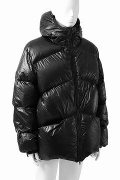 画像をギャラリービューアに読み込む, MASTERMIND WORLD x Rocky Mountain Featherbed NS PARKA DOWN JACKET (BLACK)