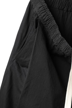 Load image into Gallery viewer, KLASICA GARNER EXTRA WIDE STRING TROUSERS / HIGH DENSITY MATT TWILL (BLACK)