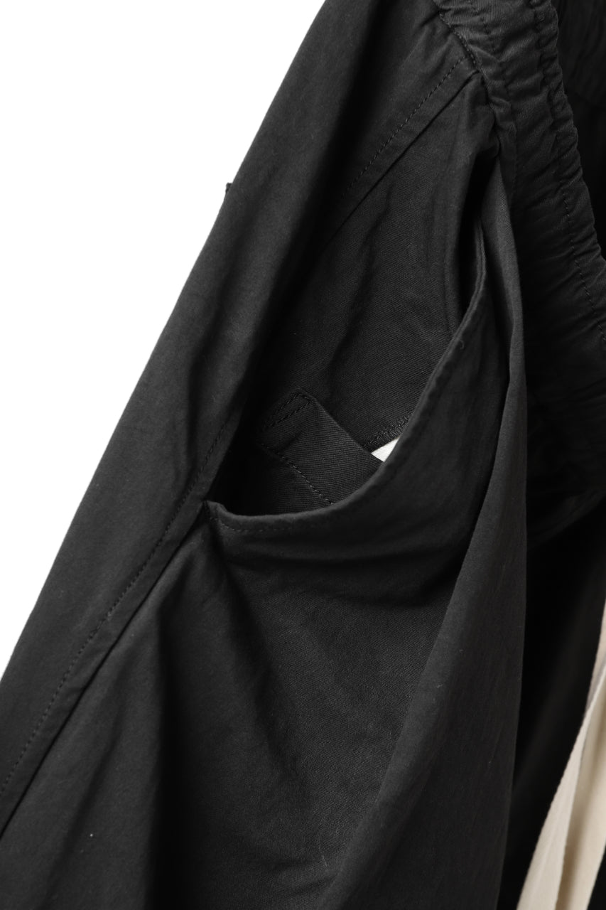 Load image into Gallery viewer, KLASICA GARNER EXTRA WIDE STRING TROUSERS / HIGH DENSITY MATT TWILL (BLACK)