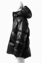 画像をギャラリービューアに読み込む, MASTERMIND WORLD x Rocky Mountain Featherbed NS PARKA DOWN JACKET (BLACK)