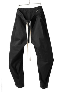 Load image into Gallery viewer, KLASICA GARNER EXTRA WIDE STRING TROUSERS / HIGH DENSITY MATT TWILL (BLACK)