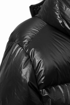 画像をギャラリービューアに読み込む, MASTERMIND WORLD x Rocky Mountain Featherbed NS PARKA DOWN JACKET (BLACK)
