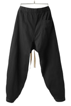 Load image into Gallery viewer, KLASICA GARNER EXTRA WIDE STRING TROUSERS / HIGH DENSITY MATT TWILL (BLACK)