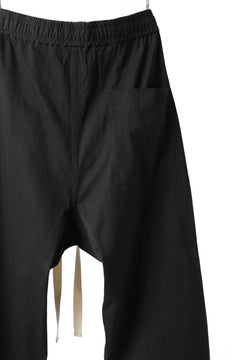 Load image into Gallery viewer, KLASICA GARNER EXTRA WIDE STRING TROUSERS / HIGH DENSITY MATT TWILL (BLACK)