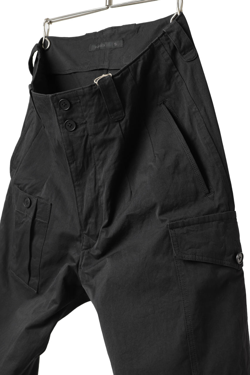 Load image into Gallery viewer, KLASICA 1960 (C-Twill) CARGO POCKET TROUSERS / HIGH DENSITY MATT TWILL (BLACK)