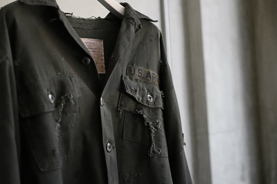 画像をギャラリービューアに読み込む, RESURRECTION HANDMADE distressed army shirt (DYEING KHAKI)