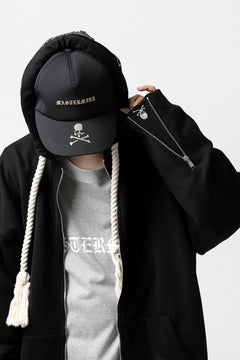 画像をギャラリービューアに読み込む, mastermind JAPAN EMBROIDERED TRUCKER CAP (BLACK)