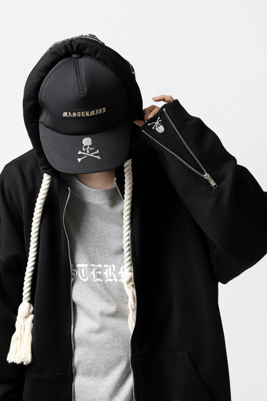 画像をギャラリービューアに読み込む, mastermind JAPAN EMBROIDERED TRUCKER CAP (BLACK)