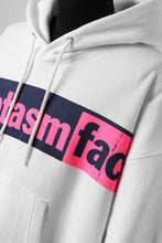 画像をギャラリービューアに読み込む, FACETASM LOGO PRINT NEW SILHOUETTE HOODIE (WHITE)