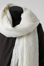 Load image into Gallery viewer, KLASICA GLACIER FLUFFY STOLE / SHRINK SILK (EGG SHELL)