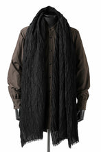 Load image into Gallery viewer, KLASICA GLACIER FLUFFY STOLE / SHRINK SILK (BLACK)