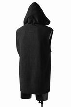 画像をギャラリービューアに読み込む, ISAMU KATAYAMA BACKLASH SLEEVELESS HOODIE CUT & SEWN / RANDOM PILE FABRIC (BLACK)