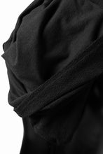 画像をギャラリービューアに読み込む, ISAMU KATAYAMA BACKLASH SLEEVELESS HOODIE CUT & SEWN / RANDOM PILE FABRIC (BLACK)