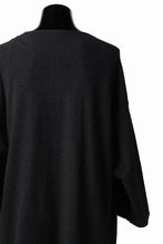 画像をギャラリービューアに読み込む, ISAMU KATAYAMA BACKLASH OVER FIT CUT & SEWN / RANDOM PILE FABRIC (BLACK)