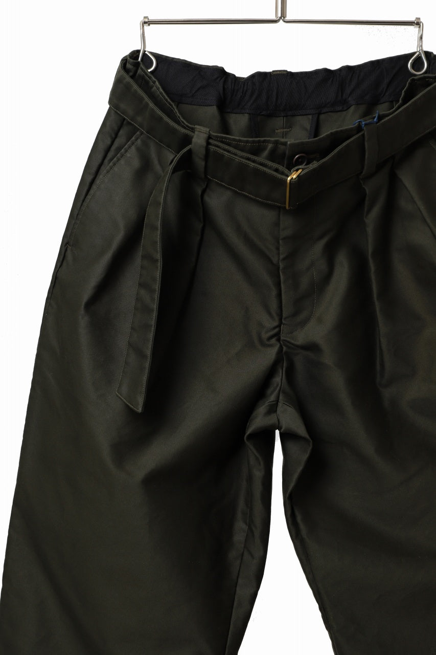 Load image into Gallery viewer, CAPERTICA 2 TUCK WIDE PANTS / GIZA COTTON MOLESKIN (OLIVE DRAB)