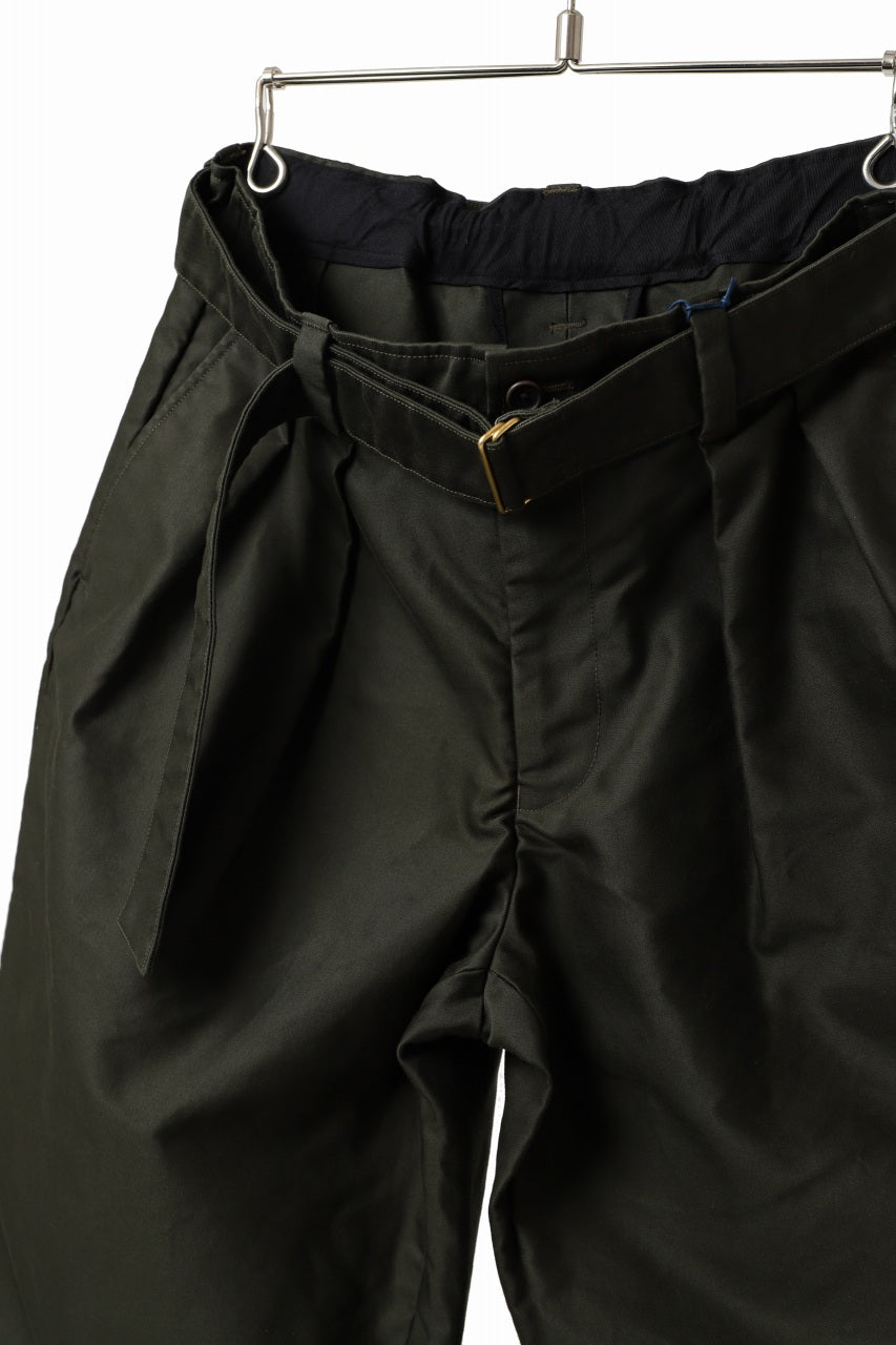 Load image into Gallery viewer, CAPERTICA 2 TUCK WIDE PANTS / GIZA COTTON MOLESKIN (OLIVE DRAB)