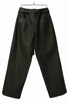 Load image into Gallery viewer, CAPERTICA 2 TUCK WIDE PANTS / GIZA COTTON MOLESKIN (OLIVE DRAB)
