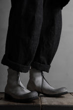 Load image into Gallery viewer, m.a+ side zipped short boot / S1G2Z/VA1,5 (CARBON)