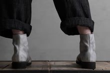 Load image into Gallery viewer, m.a+ side zipped short boot / S1G2Z/VA1,5 (CARBON)