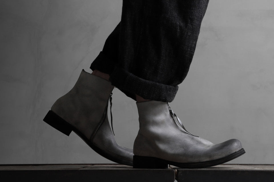 Load image into Gallery viewer, m.a+ side zipped short boot / S1G2Z/VA1,5 (CARBON)