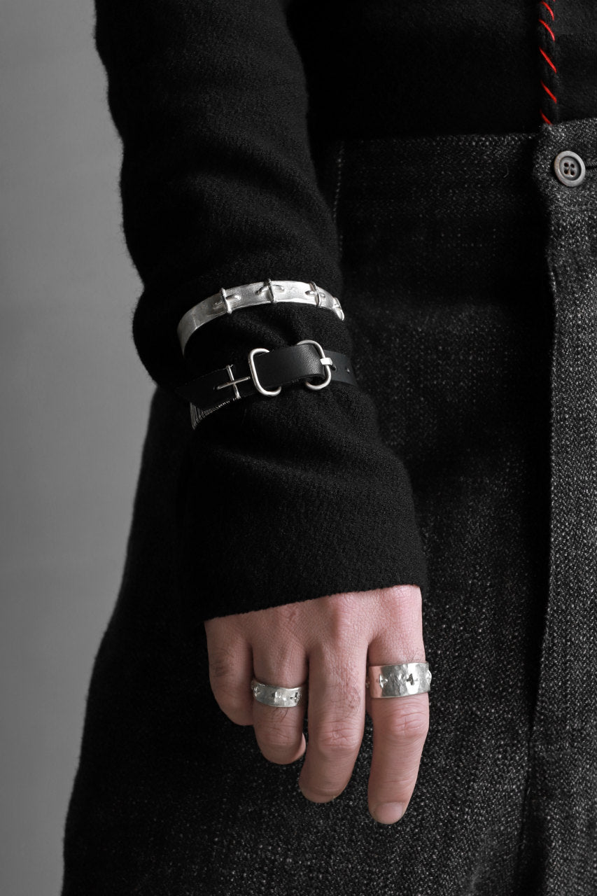 画像をギャラリービューアに読み込む, m.a+ thick silver stitched multiple cross ring / AG538/AG (SILVER)