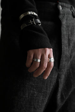 画像をギャラリービューアに読み込む, m.a+ silver stitched multiple cross ring / AG518/AG (SILVER)