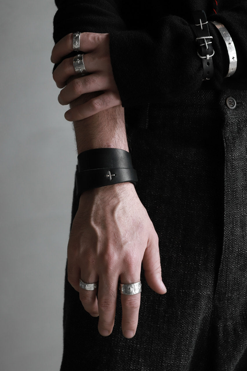 画像をギャラリービューアに読み込む, m.a+ croissant wrist band / A-F0K3/GR3,0 (BLACK)